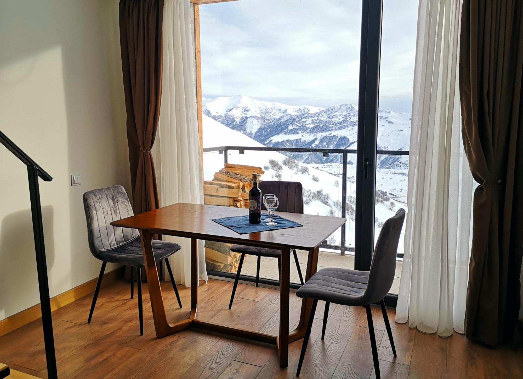 Gudauri Travel Chalets In New Gudauri Exteriör bild